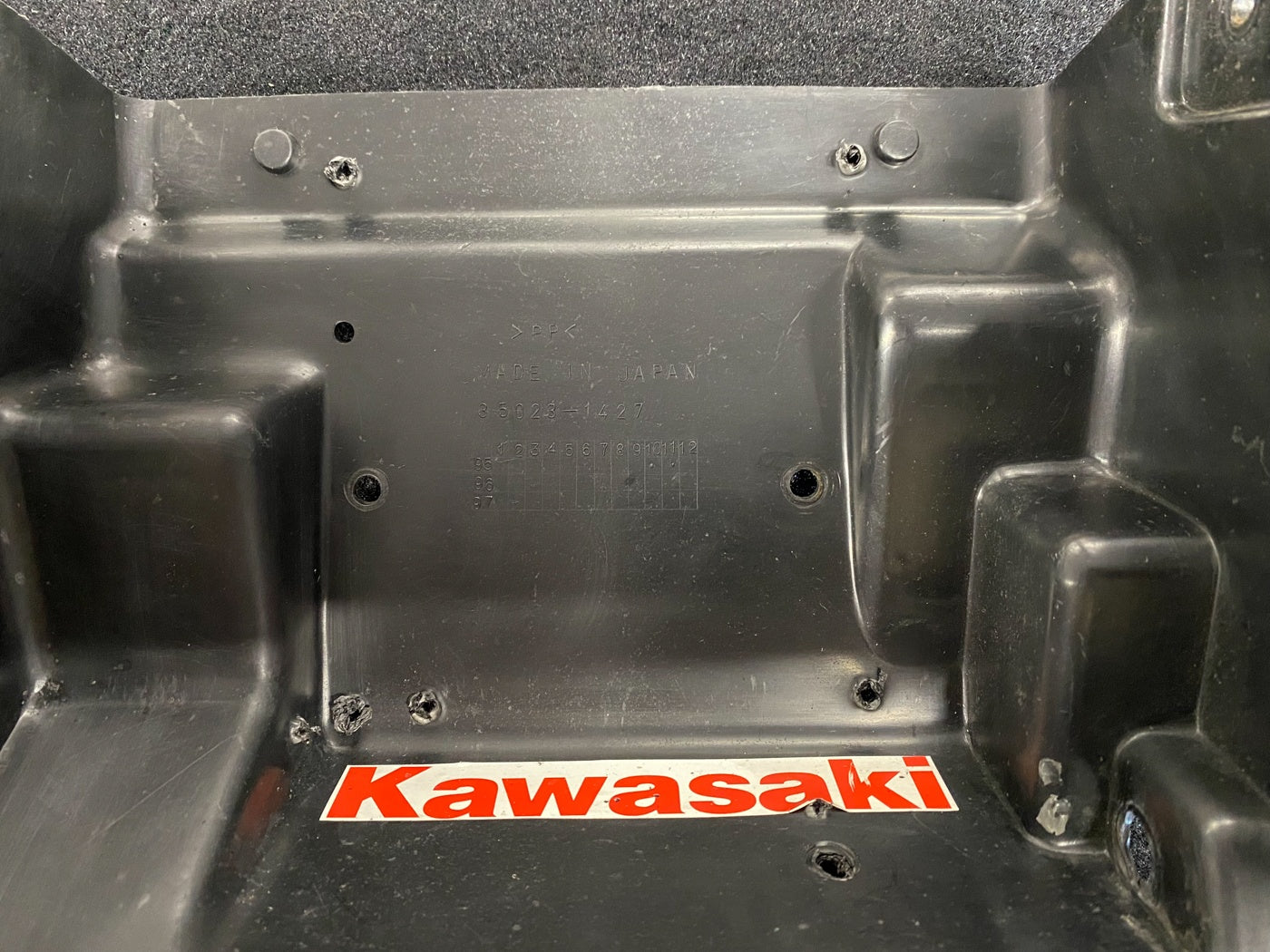 Kawasaki ZX7 Undertail Tray