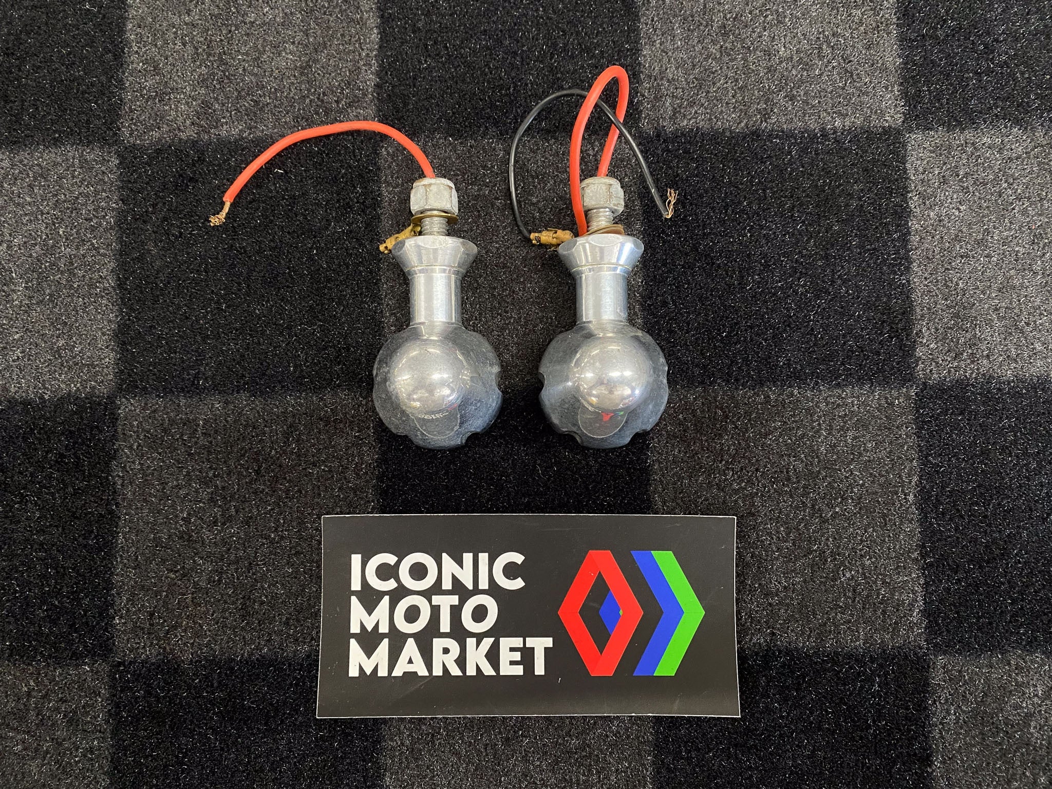 Metal Rear Turn Signals with Red Lens