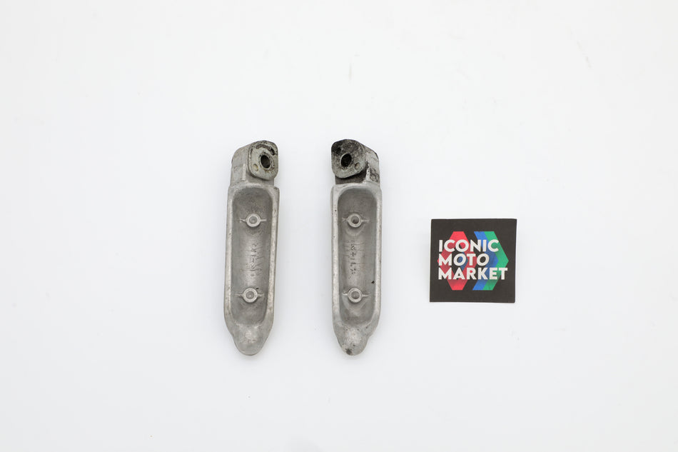 Suzuki RG500 (1985-1987) Passenger Footpegs Right-Hand, Left-Hand. (OEM) #4360120A00_4360220A00