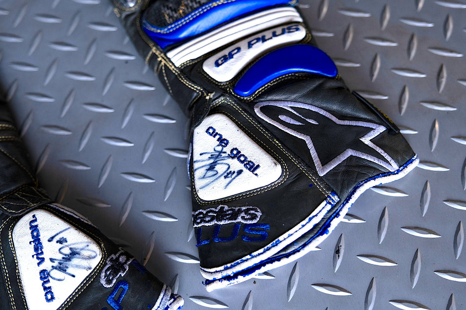 Alpinestars. GP Plus Racing Gloves - Nobu Aoki Autographed. #AGPPRG_NA9