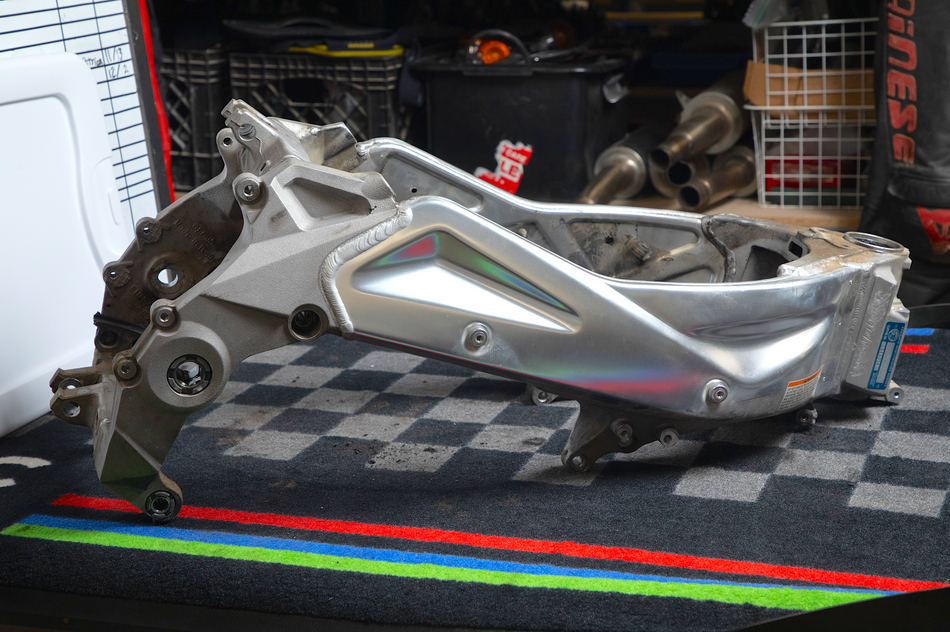 Aprilia RSV 1000 Tuono (2006-2009) Frame, Chassis. (OEM) #AP8145075