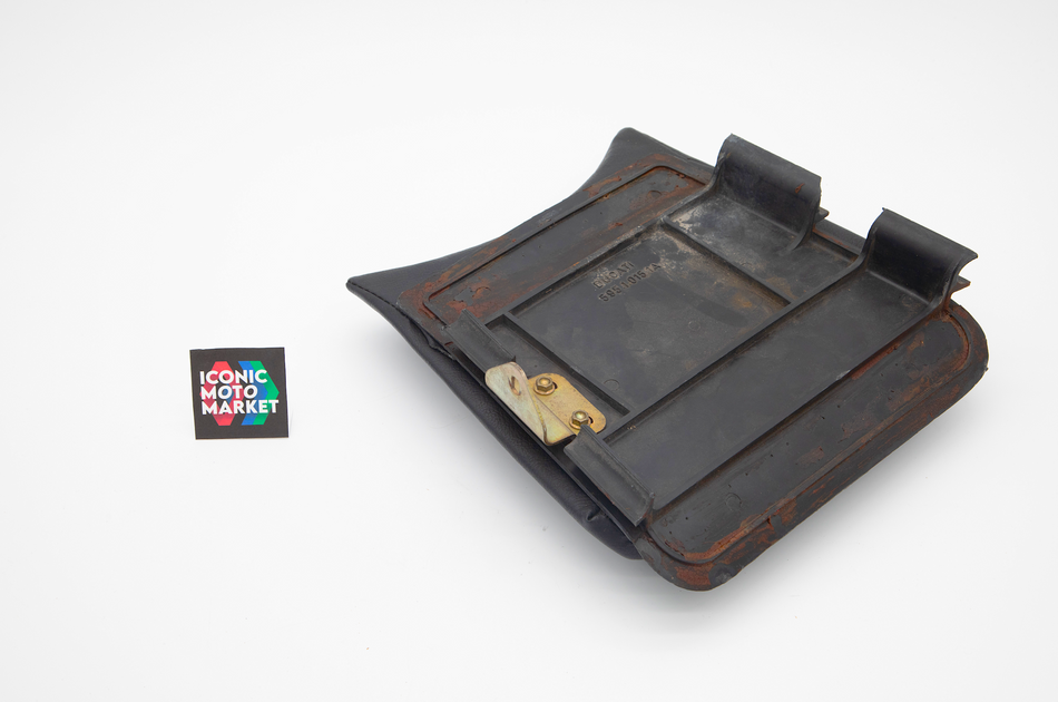 Ducati 851, 888 - Seat Assembly. (OEM) #59510151A