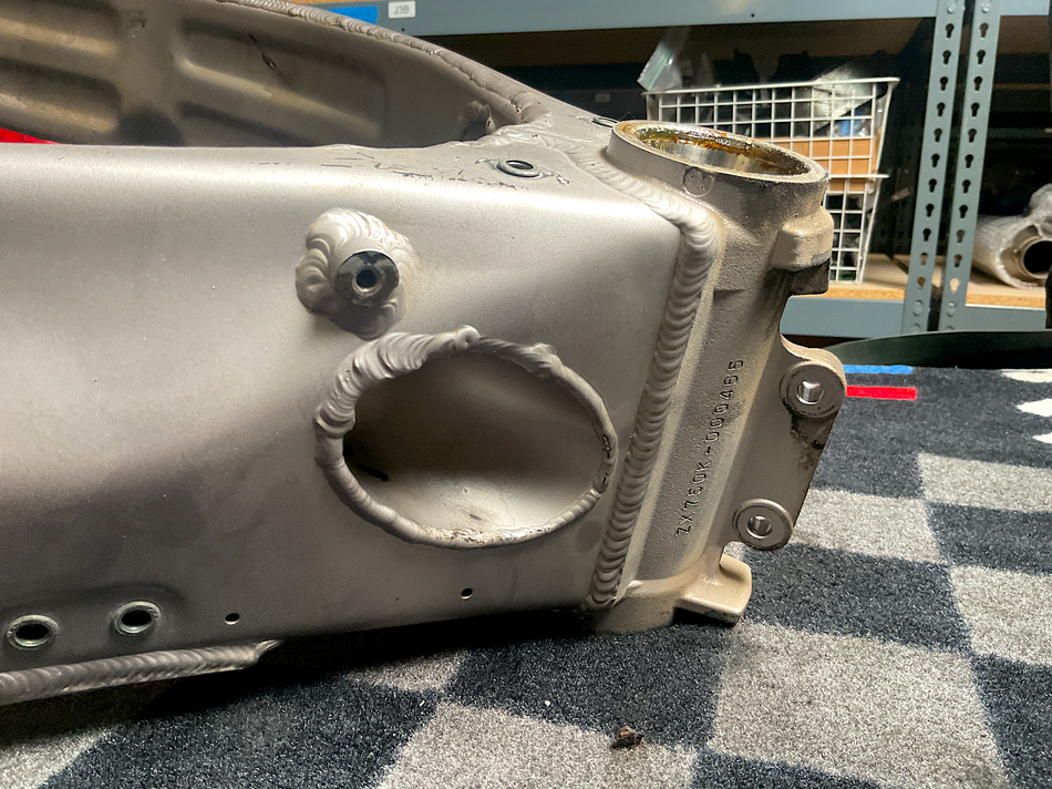 Kawasaki ZX-7, ZX-7R (1991-1992) Frame, Chassis. (OEM) #32160-1179-KF(1)