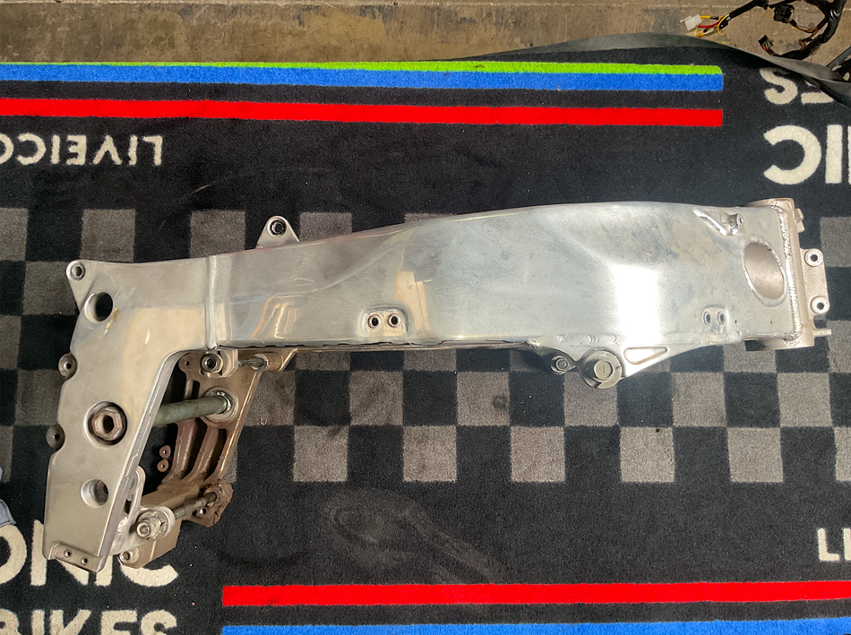 Kawasaki ZX-7, ZX-7R (1991-1992) Frame, Chassis. (OEM) #32160-1179-KF(2)