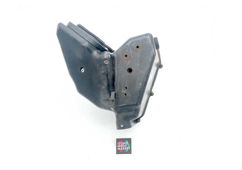 Kawasaki ZX-7, ZX-7R (1991-1992) Air Filter Box. (OEM) #11010-1467