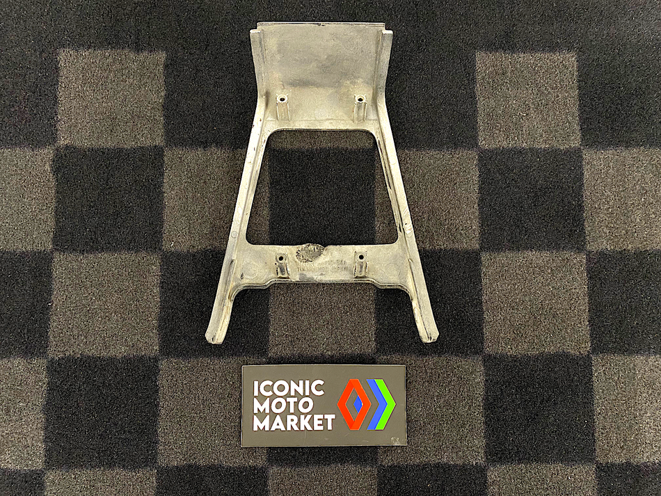 Suzuki GSX-R750/1100 - Tail-Light Bezel. (OEM) #35796-27A10-019