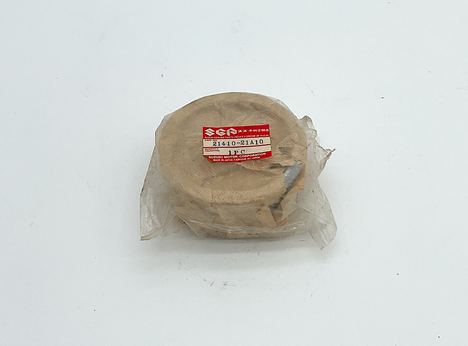 Suzuki RG500 (1985-1987) Clutch Hub/Sleeve. (OEM) #21410-21A10