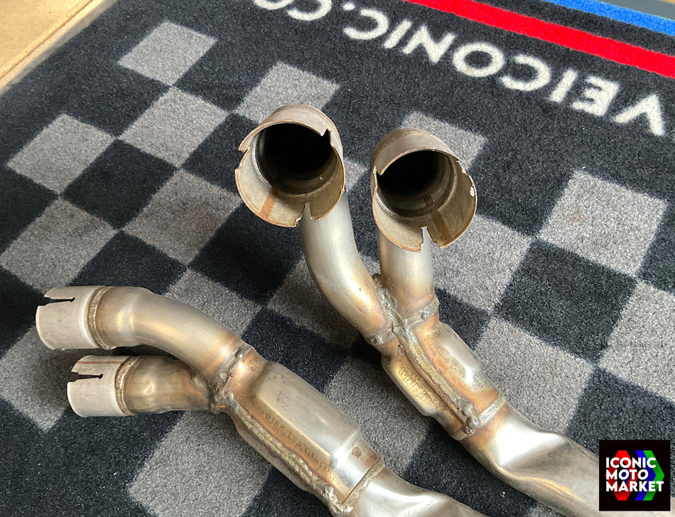 Honda RVF750R RC45 (1994-1999) Exhaust Joint. (OEM) #18380-MW4-003