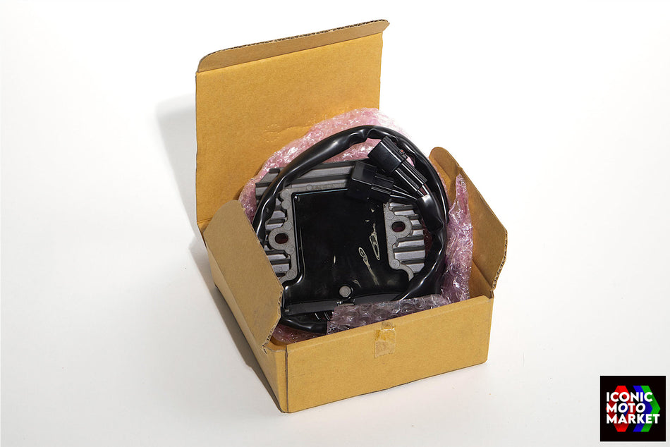 Suzuki GSX1300 B-King (2008) Regulator/Rectifier Assy. NOS (OEM) #32800-15840-RXO