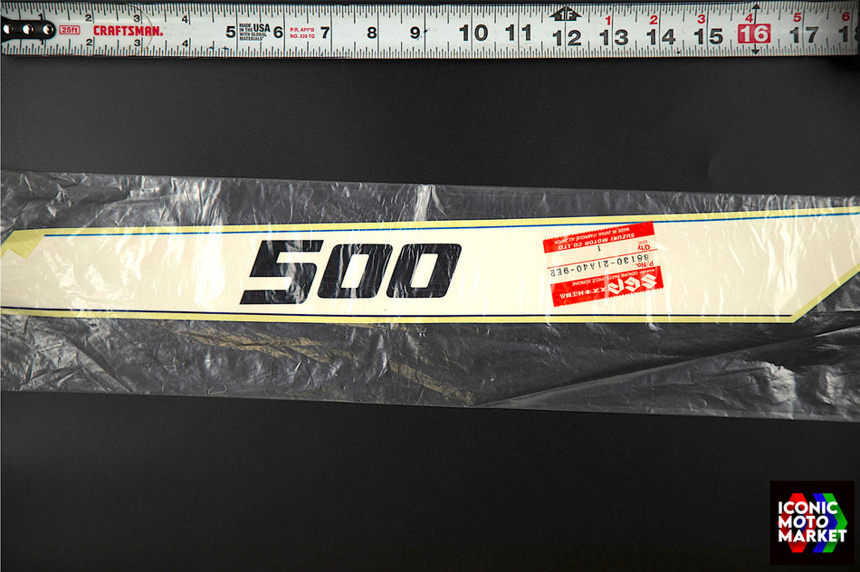 Suzuki RG500 (1985-1987) '500' Emblem, Decal RH Tail-Fairing Section. NOS (OEM) #68130-21A40-9ER