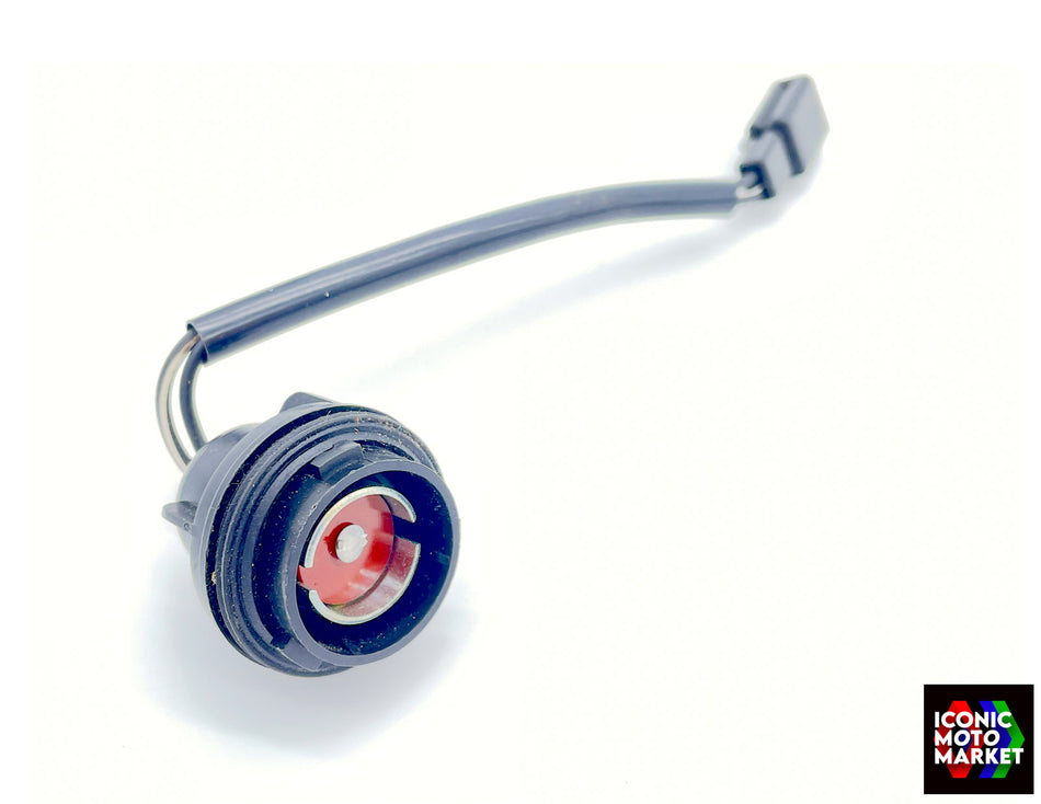 Suzuki RG500 (1985-1987) Socket, Integrated Turn Signal Light. (OEM) #35618-20A00