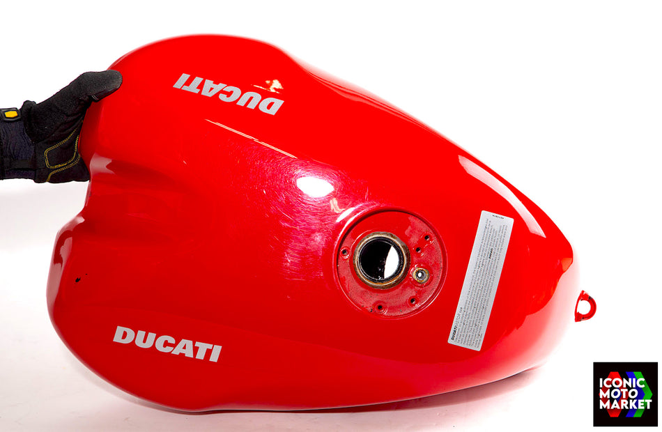 Ducati 996 SPS (1999-2000) Fuel Tank. (OEM) #43212301A