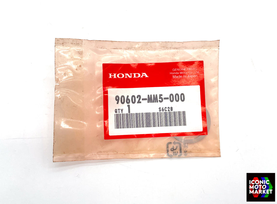 Honda VFR750R, RVF750R, CBR600F Hurricane - Circlip, 28mm. NOS (OEM) #90602-MM5-000