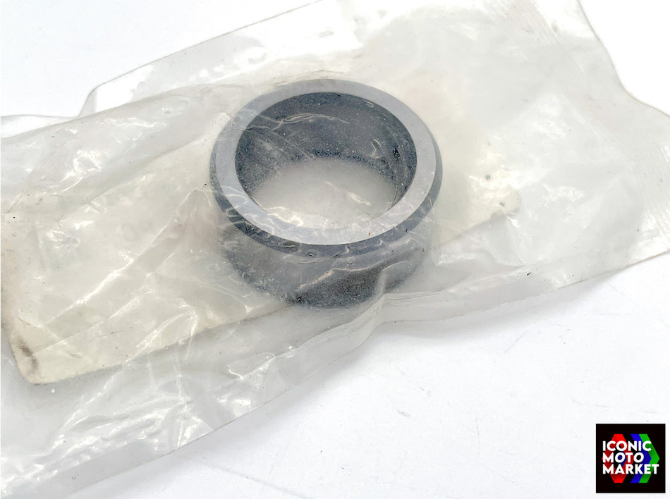 Yamaha RD500, TZR250 - Spacer (47X), Clutch. NOS (OEM) #90560-25259