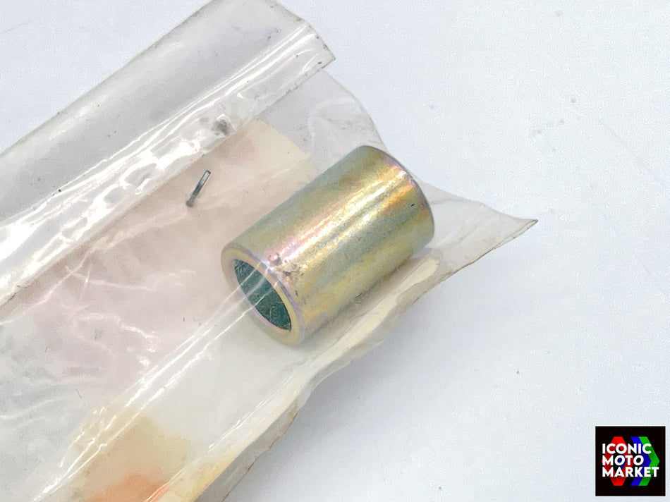 Yamaha FZ750, FJ600, XJ900, XJ600 - Spacer (31A). NOS (OEM) #90560-08237