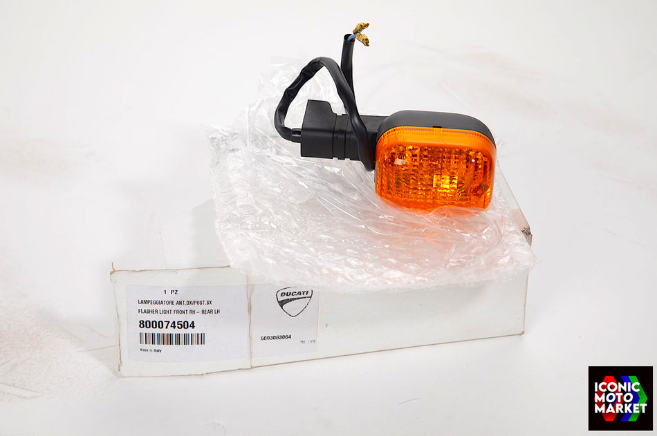 Ducati 900SS/750SS, 916, 998, 748 - Turn Signal, Amber - FR Right/RR Left-Side. NOS (OEM) #800074504