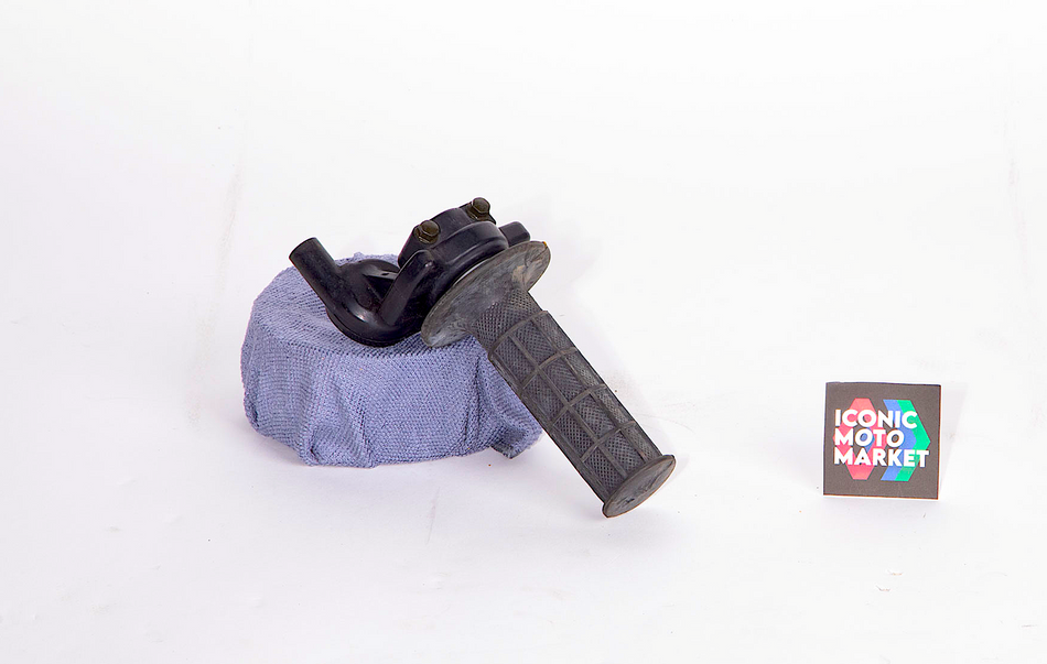 Aprilia RS250 (1998-2003) Throttle Housing, w/ Grip & Tube. #AP8118466