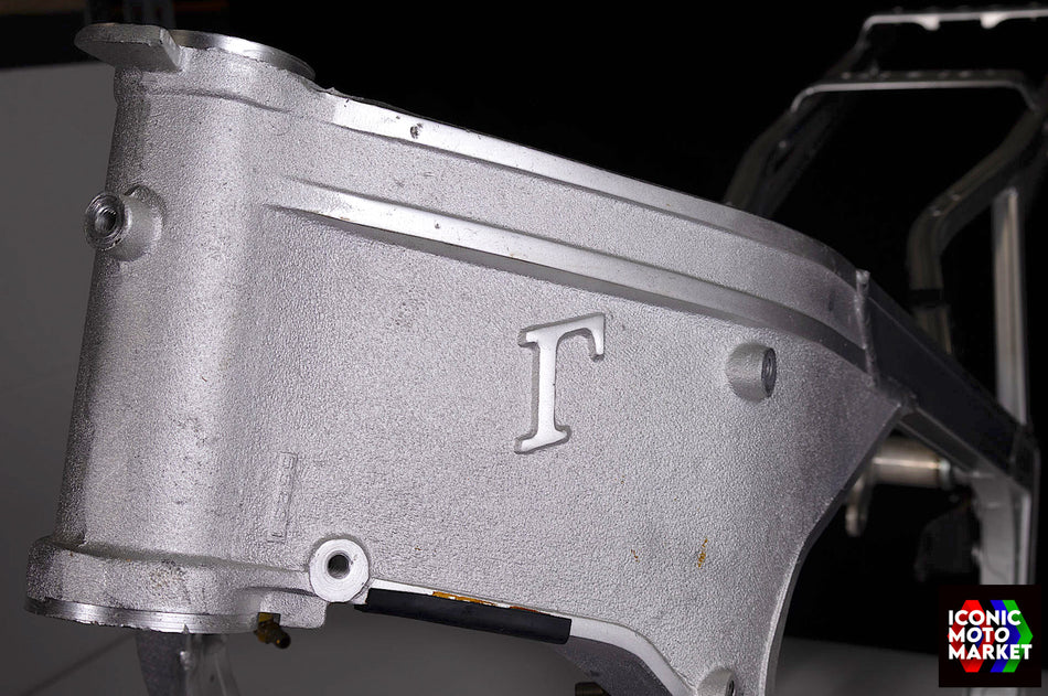 Suzuki RG500 (1985-1987) Frame, Chassis. (OEM) #41100-20A02-000(2)