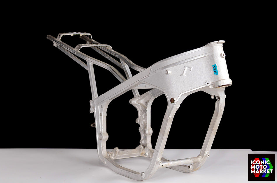 Suzuki RG500 (1985-1987) Frame, chassis. (OEM) #41100-20A02-000(4)