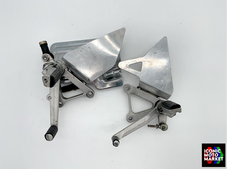 Honda VFR750R RC30 (1987-1990) Rearsets Assy. LH/RH. (OEM) #50600MR7000_50606MR7000