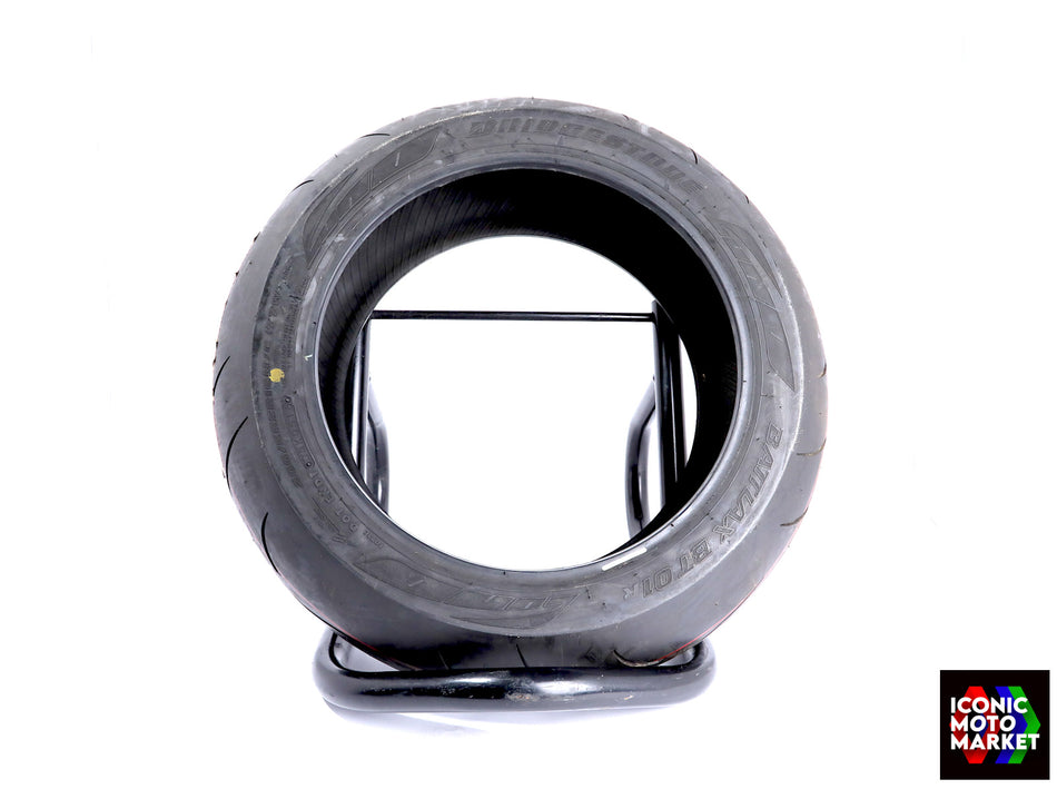 Ducati Desmosedici RR (2008) Bridgestone Battlax BT-01 Tire, 200/55-16. #55ZR16
