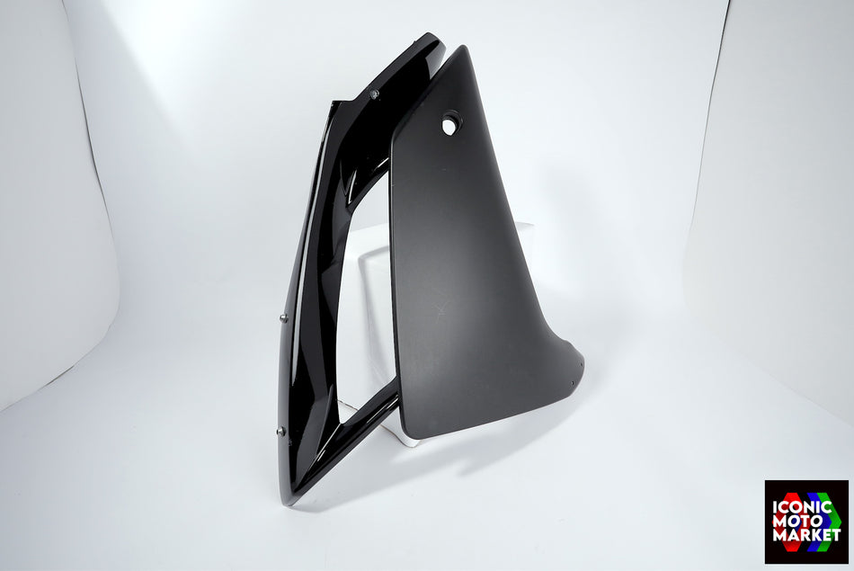 Yamaha YZF-R1 (2007-2008) Right-Side, Mid Fairing - Black. (OEM) #4C8-2835V-00