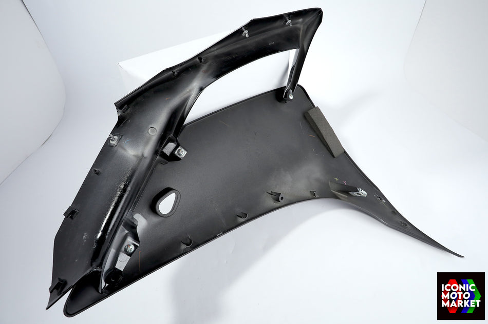 Yamaha YZF-R1 (2007-2008) Right-Side, Mid Fairing - Black. (OEM) #4C8-2835V-00