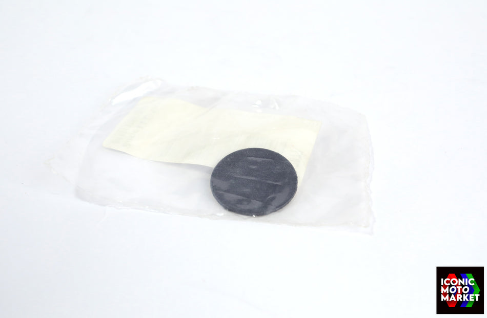 Benelli TNT, Tornado, TRE - Rubber Pad, Cyl Head Cvr. NOS (OEM) #R180133001000