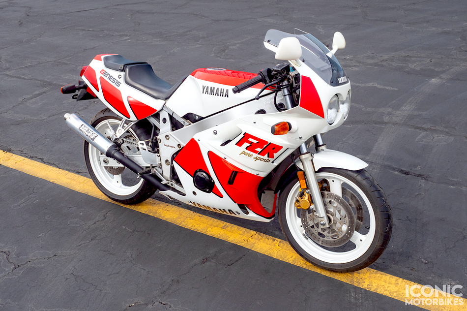 Yamaha FZR400 (1988-1989) Mid-Panels, Left & Right Set. NOS (OEM) #1WG-2835U-00