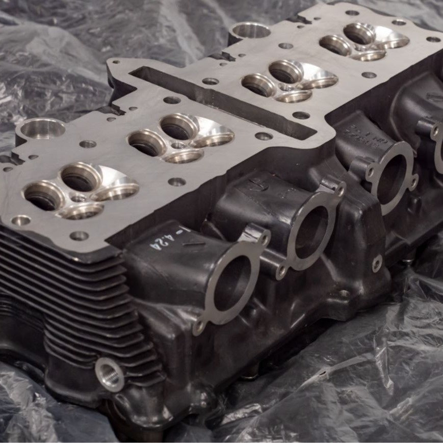 Suzuki GSX-R750RK Cylinder Head