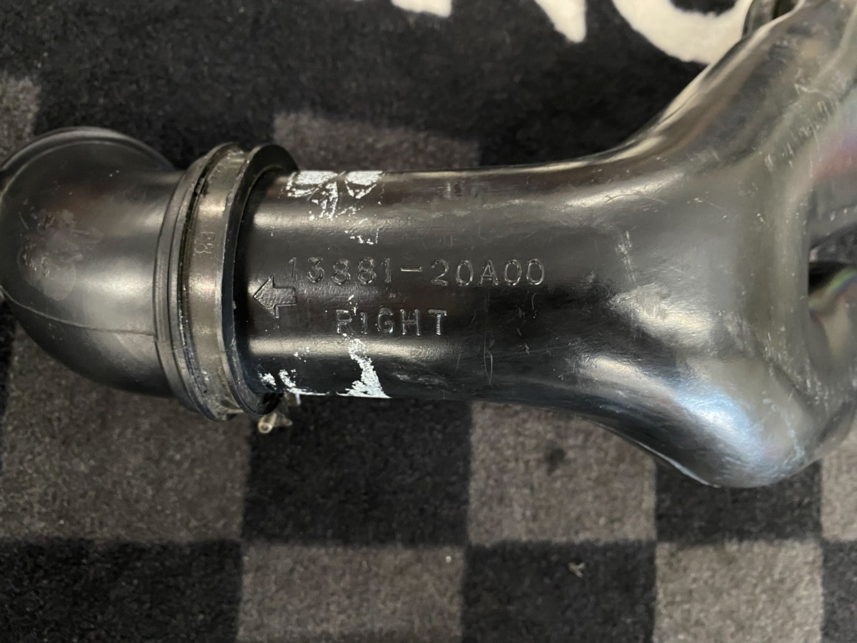 Suzuki RG500 Stock Intake Set