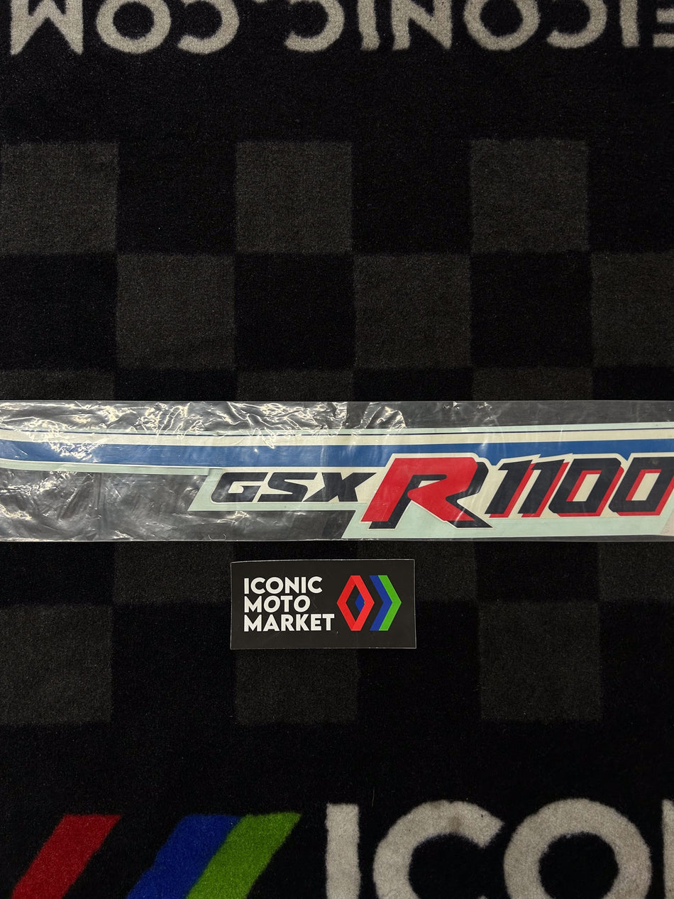 Suzuki Right Hand Tape Set 86'-88' GSXR1100 Tail Graphic