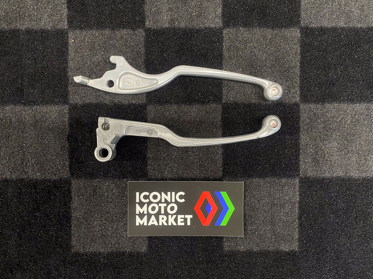 Yamaha R3 Stock Lever Set