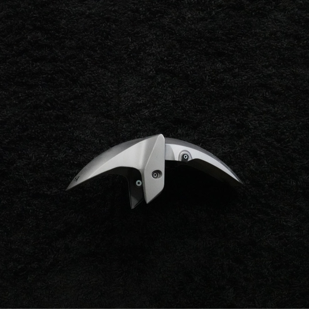 Yamaha YZF R3 front fender gray 1WD-F1511-00