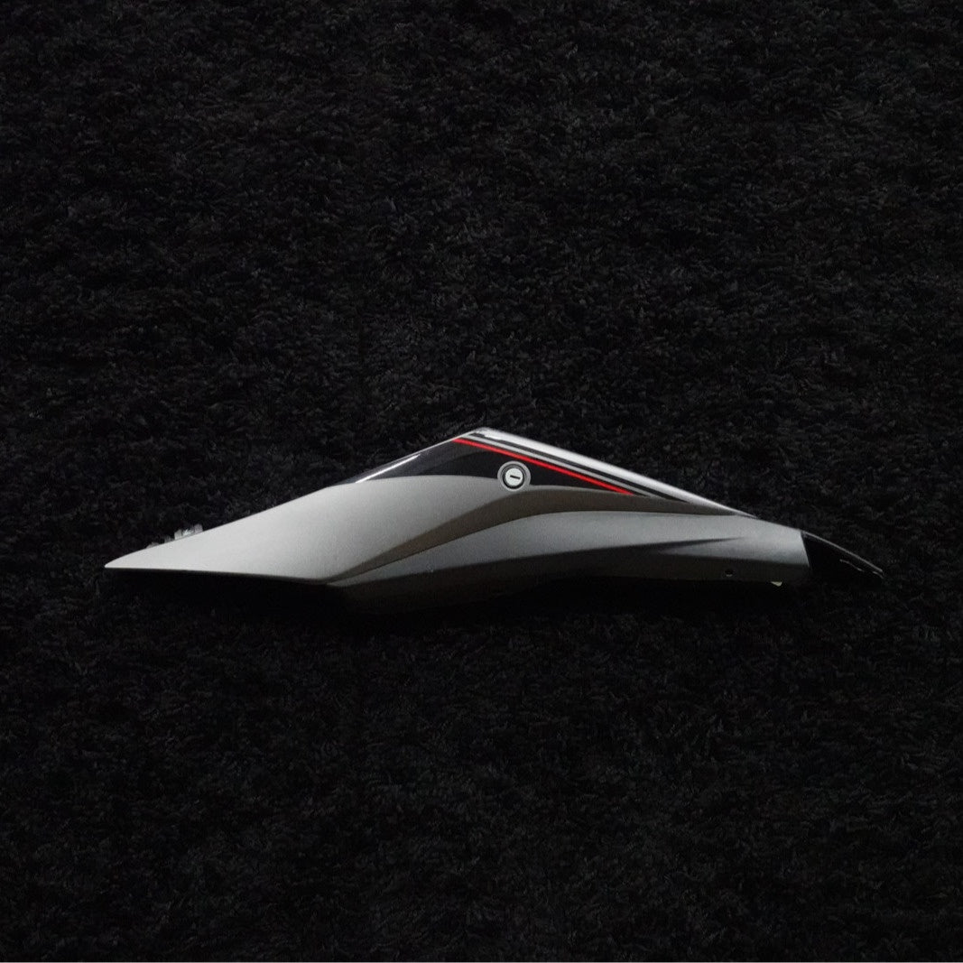 Yamaha YZF R3 left rear tail fairing 1WD-F1711-00