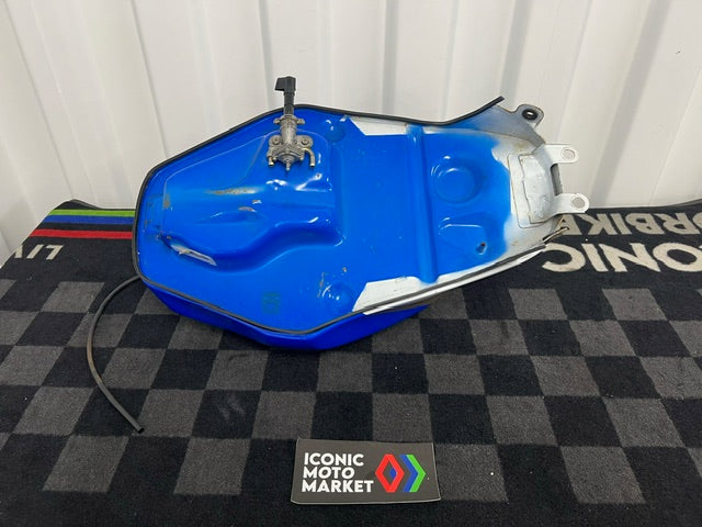 Suzuki GSX-R750 1993 Gas Tank OEM 44100-17EB1-M18